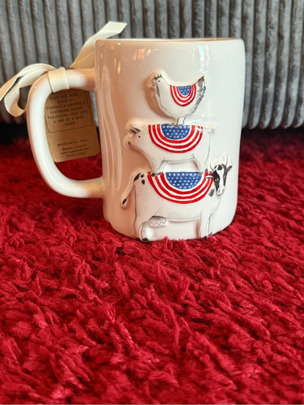 Rae Dunn Double-sided White Mug with 3D farm Animals 'BARN IN THE U.S.A.' NWT - Picture 2 of 6
